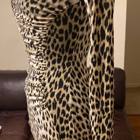 NWOT CARMEN MARC VALVO ANIMAL PRINT DRESS SIZE S - Picture 4 of 9